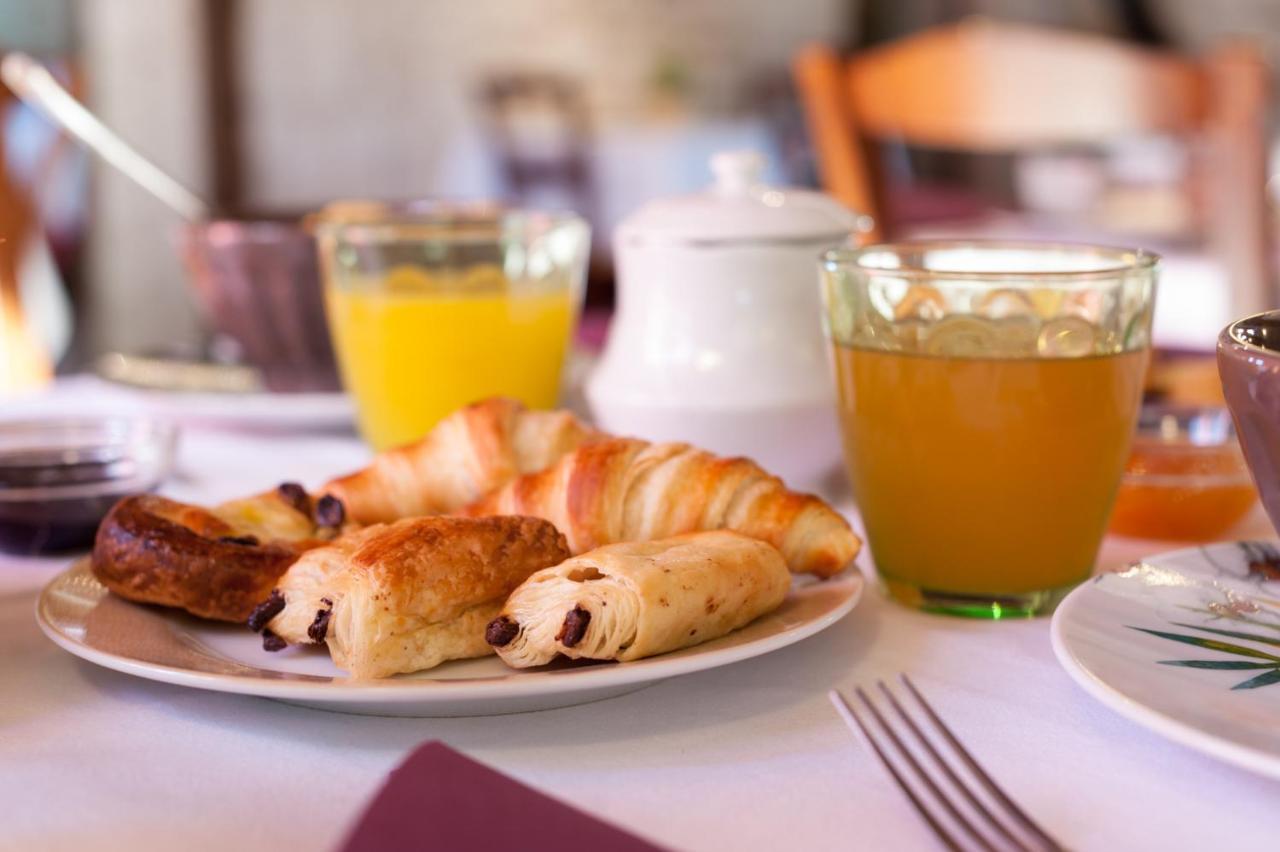 Le Pigeonnier Du Perron Hotel Availles-en-Chatellerault Екстер'єр фото