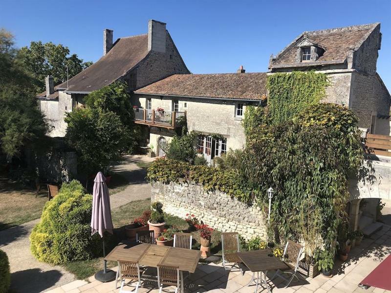Le Pigeonnier Du Perron Hotel Availles-en-Chatellerault Екстер'єр фото